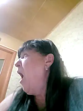 Snapshot of Apeesynka55211 chatting on 10-27-25, 08:24 Apeesynka55211 online show from 10-27-25, 08:24