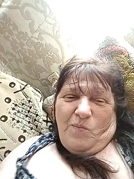 Apeesynka55211 online show from 06-19-26, 08:51