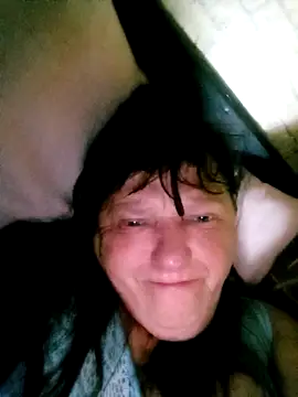 Apeesynka55211 online show from 06-20-26, 02:03