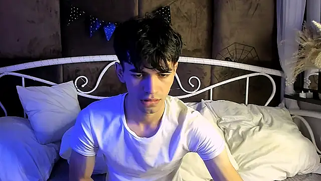 Snapshot of JaremyHarris chatting on 11-03-25, 09:05 JaremyHarris online show from 11-03-25, 09:05