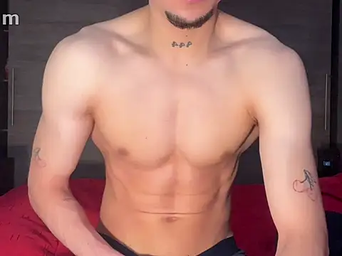 strongManLatino online show from 05-09-26, 06:46