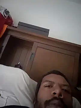 Snapshot of MrBigDickShow chatting on 03-05-26, 02:57 MrBigDickShow online show from 03-05-26, 02:57