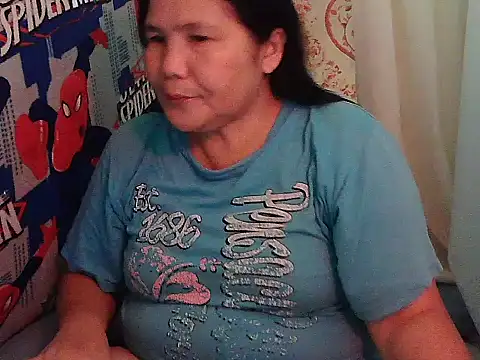 Snapshot of milagrose_rose chatting on 05-11-26, 06:19 milagrose rose online show from 05-11-26, 06:19