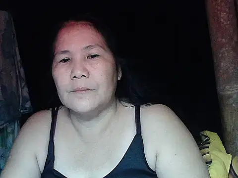 Snapshot of milagrose_rose chatting on 05-14-26, 10:55 milagrose rose online show from 05-14-26, 10:55