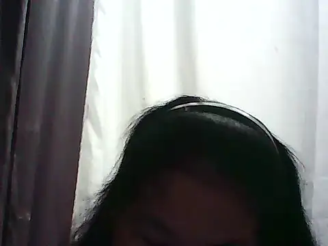 Snapshot of milagrose_rose chatting on 05-19-26, 11:44 milagrose rose online show from 05-19-26, 11:44