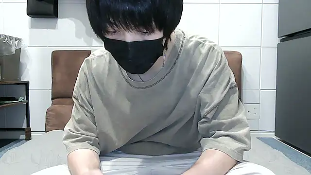 Snapshot of mikan_kun_st chatting on 10-27-25, 11:47 mikan kun st online show from 10-27-25, 11:47