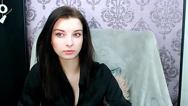 DominantLuna online show from 02-02-26, 08:18