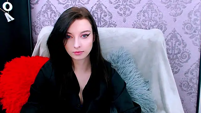 DominantLuna online show from 02-19-26, 08:27