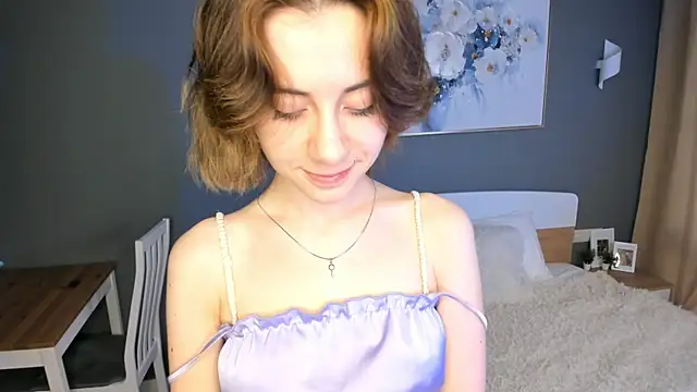 Snapshot of shyina_meow chatting on 10-01-25, 01:39 shyina meow online show from 10-01-25, 01:39