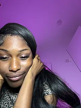 Snapshot of StarElexis chatting on 10-23-25, 02:55 StarElexis online show from 10-23-25, 02:55