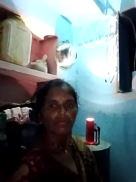 Snapshot of Mohni_cute chatting on 10-06-25, 03:31 Mohni cute online show from 10-06-25, 03:31