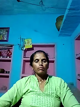 Snapshot of Mohni_cute chatting on 10-16-25, 01:56 Mohni cute online show from 10-16-25, 01:56