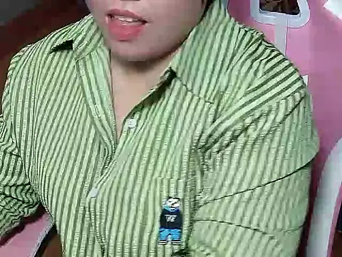 Snapshot of Sunna104 chatting on 04-03-26, 03:10 Sunna104 online show from 04-03-26, 03:10
