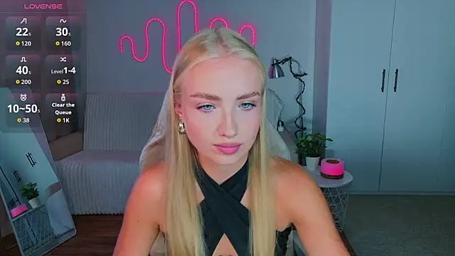 TessaGrays online show from 07-10-26, 12:41