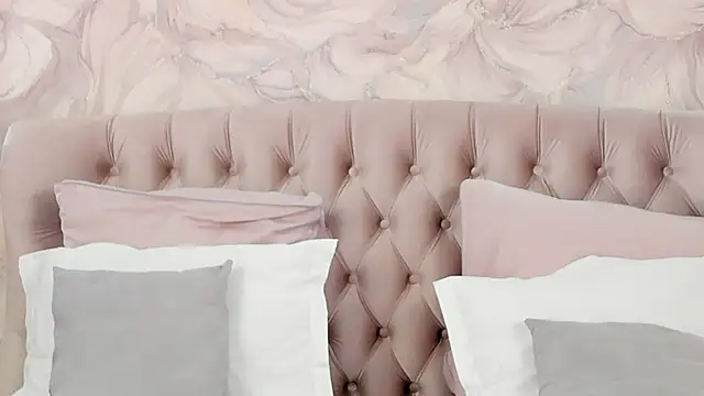 Snapshot of MelissaLiss chatting on 04-20-26, 03:15 MelissaLiss online show from 04-20-26, 03:15