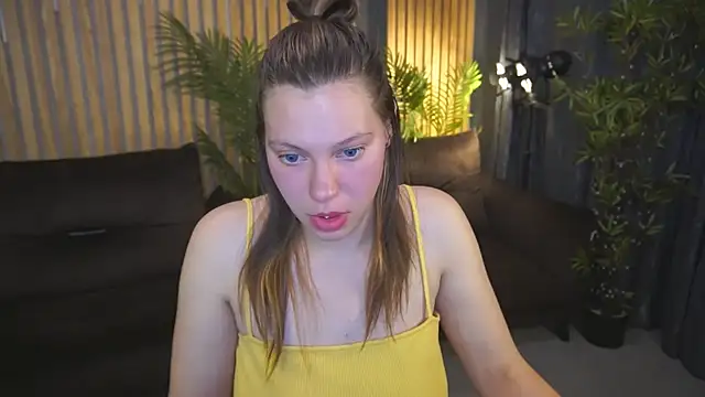 FuckMeDoll  online show from 10-02-25, 02:57