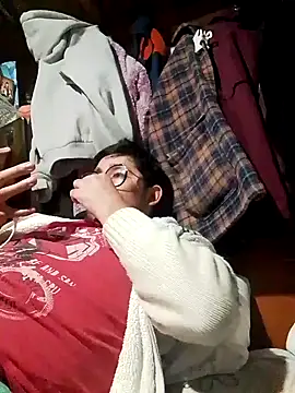 Snapshot of RAJV_ chatting on 10-16-25, 02:45 RAJV online show from 10-16-25, 02:45