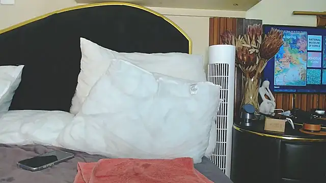 CynnxxxBarb online show from 03-06-26, 08:38