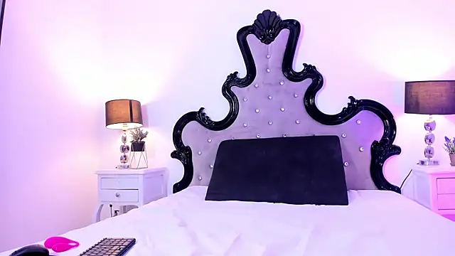  Nazzaree  online show from 09-29-25, 02:55
