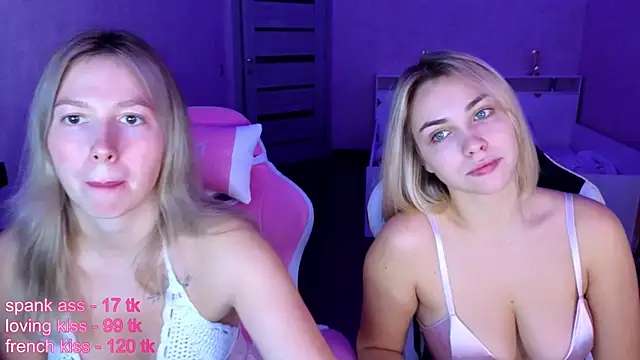 Snapshot of stefany_and_bettany chatting on 10-26-25, 03:40 stefany and bettany online show from 10-26-25, 03:40