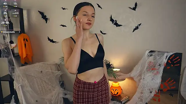 Snapshot of JanellHousen chatting on 10-30-25, 05:31 JanellHousen online show from 10-30-25, 05:31