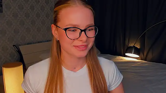 Snapshot of LibbyVenzeio chatting on 10-16-25, 07:09 LibbyVenzeio online show from 10-16-25, 07:09