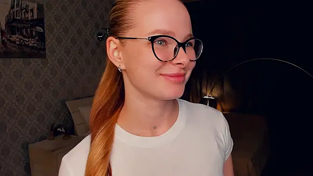 Snapshot of LibbyVenzeio chatting on 11-02-25, 07:11 LibbyVenzeio online show from 11-02-25, 07:11