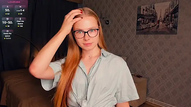 Snapshot of LibbyVenzeio chatting on 11-15-25, 07:05 LibbyVenzeio online show from 11-15-25, 07:05