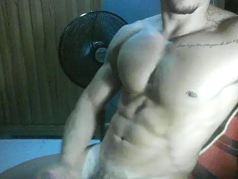 Snapshot of EntregadorDePau chatting on 10-20-25, 02:56 EntregadorDePau online show from 10-20-25, 02:56