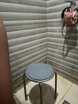 Queen-35 online show from 02-05-26, 07:29