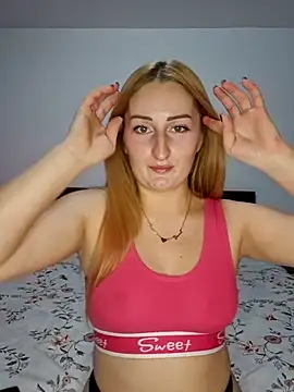 Snapshot of DixieLars chatting on 10-25-25, 05:19 DixieLars online show from 10-25-25, 05:19