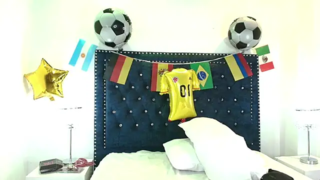 Gabriela milani online show from 06-27-26, 07:30
