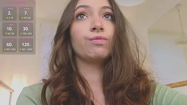 Snapshot of slow_flower chatting on 10-14-25, 12:28 slow flower online show from 10-14-25, 12:28