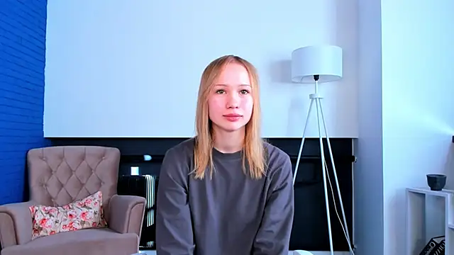 HayleyBessent online show from 09-30-25, 11:37