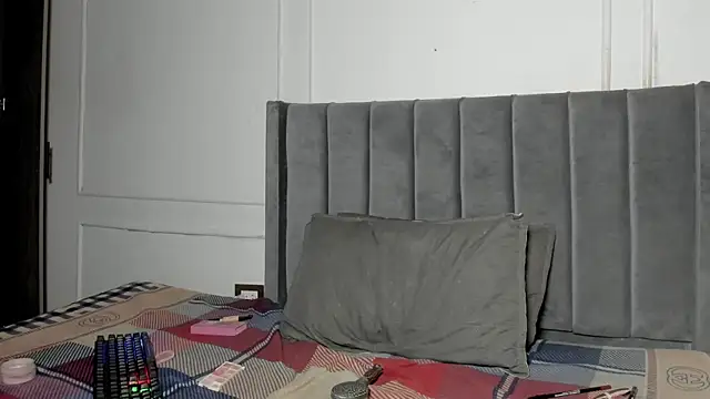 luxuryheaven 8 online show from 12-04-25, 09:01