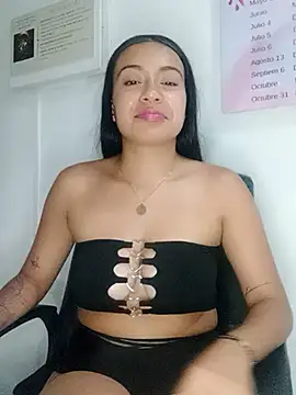 Snapshot of Lilo_Rose chatting on 10-02-25, 07:43 Lilo Rose online show from 10-02-25, 07:43