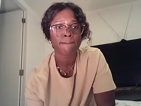 Snapshot of Bren033 chatting on 10-26-25, 11:53 Bren033 online show from 10-26-25, 11:53