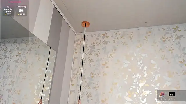 Snapshot of Luciaoregon chatting on 11-08-25, 01:11 Luciaoregon online show from 11-08-25, 01:11