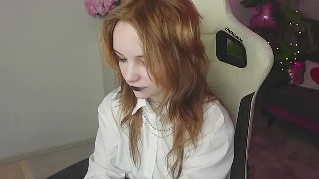 Staymonica online show from 02-10-26, 01:37