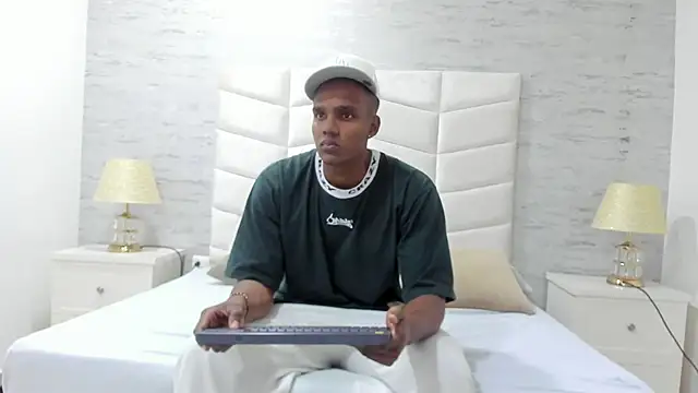 jax black online show from 10-20-25, 07:03