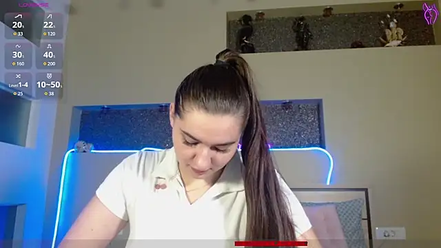 Snapshot of cutieblush chatting on 10-04-25, 09:13 cutieblush online show from 10-04-25, 09:13