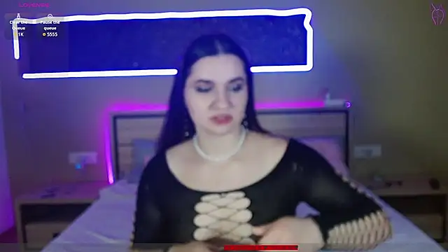 Snapshot of cutieblush chatting on 10-07-25, 10:29 cutieblush online show from 10-07-25, 10:29