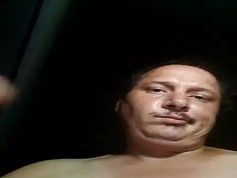 Snapshot of macKnd chatting on 10-05-25, 06:56 macKnd online show from 10-05-25, 06:56