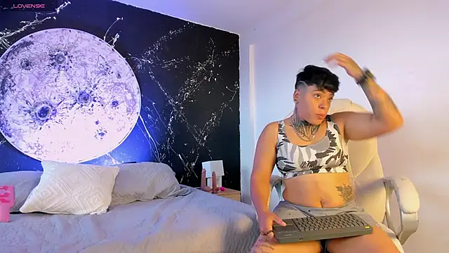 Snapshot of JoaoAndLexy chatting on 10-30-25, 12:50 JoaoAndLexy online show from 10-30-25, 12:50