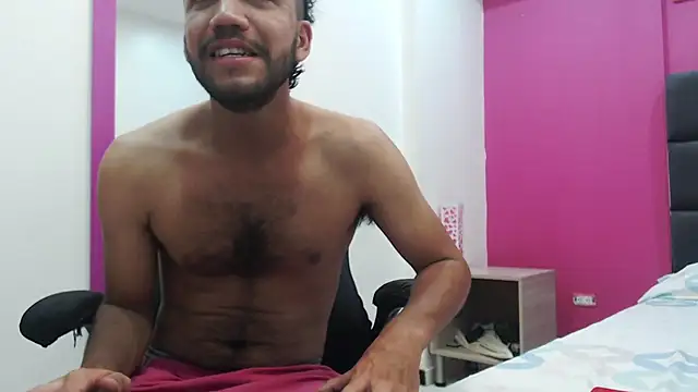 Snapshot of Juan_FelipeX01 chatting on 10-11-25, 04:16 Juan FelipeX01 online show from 10-11-25, 04:16