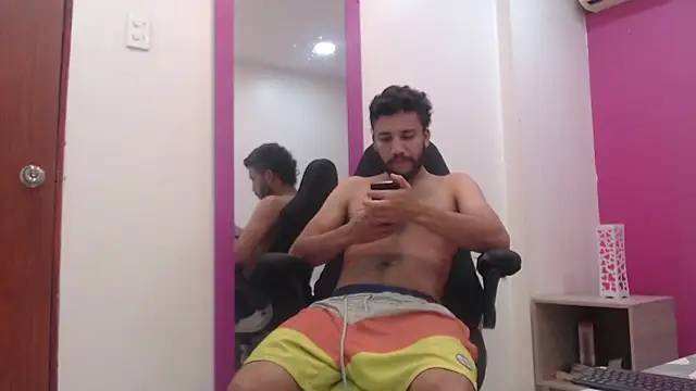 Snapshot of Juan_FelipeX01 chatting on 11-08-25, 04:40 Juan FelipeX01 online show from 11-08-25, 04:40