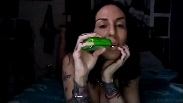 inkdhollow1 online show from 10-14-25, 02:45