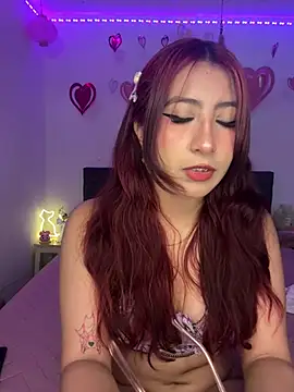 Snapshot of saramooon chatting on 02-12-26, 02:56 saramooon online show from 02-12-26, 02:56