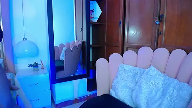 Amara Martell online show from 10-10-25, 12:48