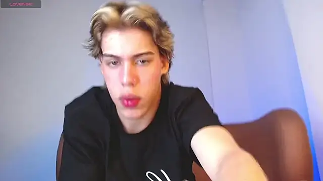 Lucian grey online show from 11-29-25, 05:10